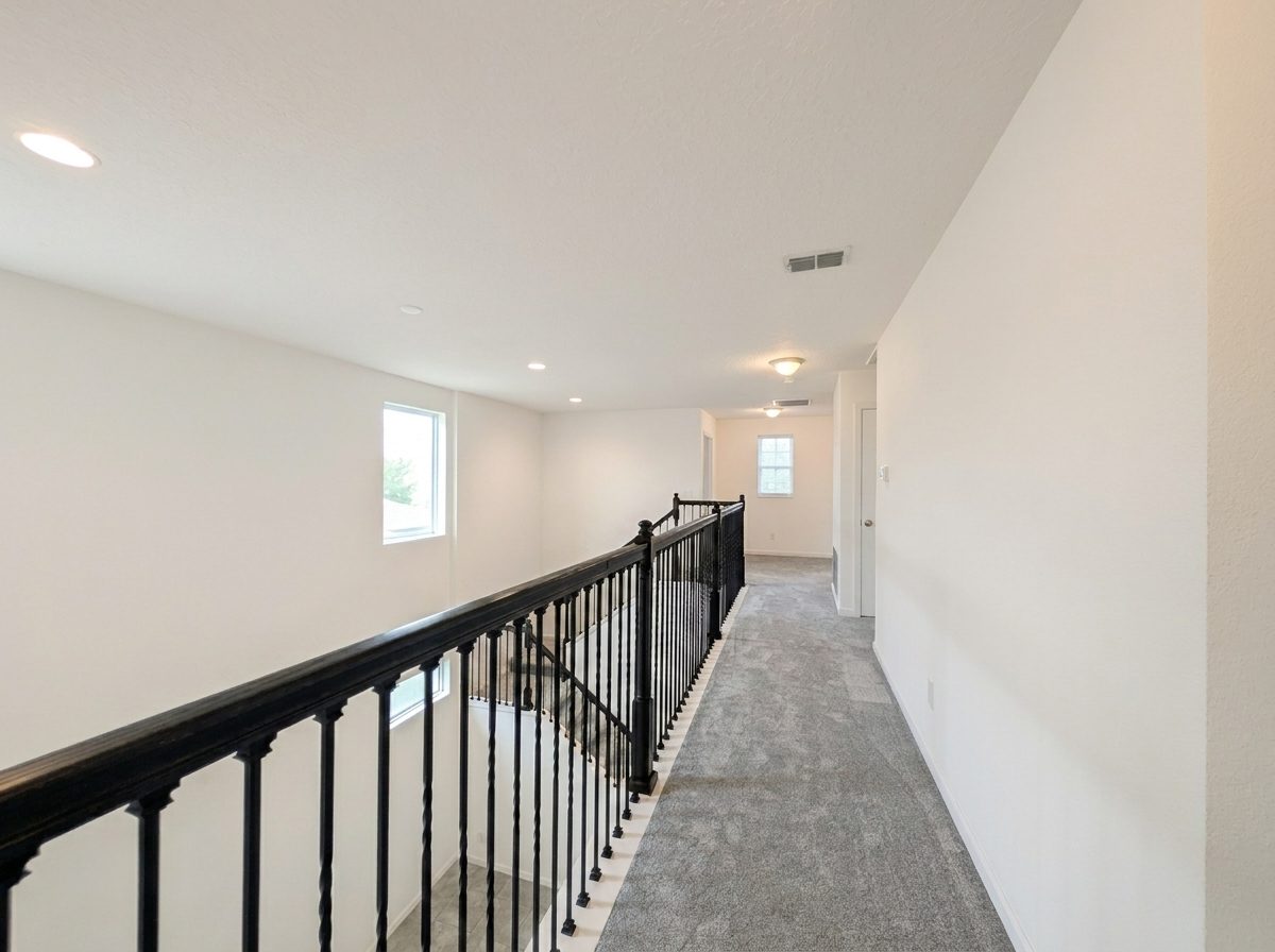 Upstairs landing overlooking the great room at 2275 Abilia Aly, Apopka